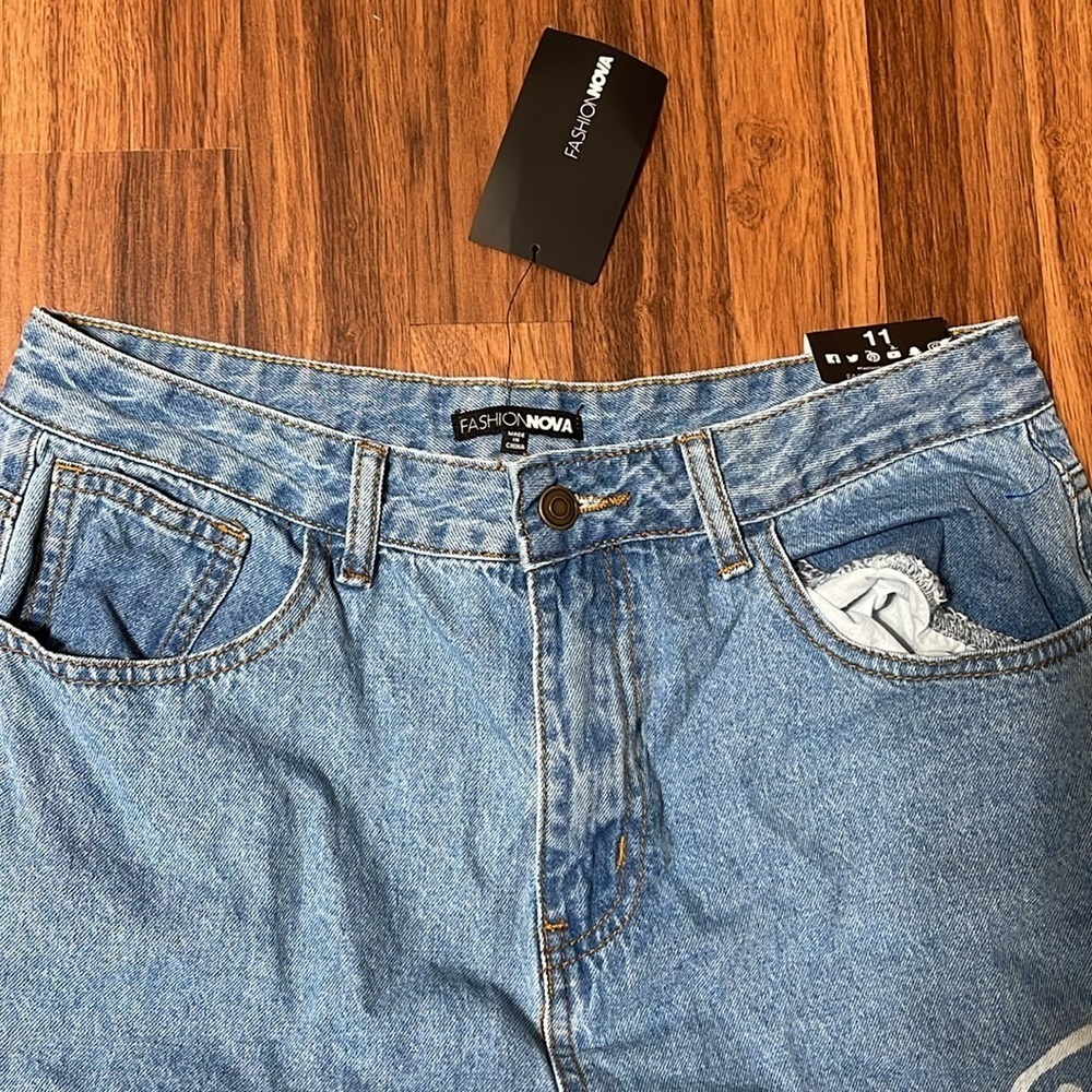 NWT Fashion Nova smiley face jeans size 11 - Picture 3 of 6